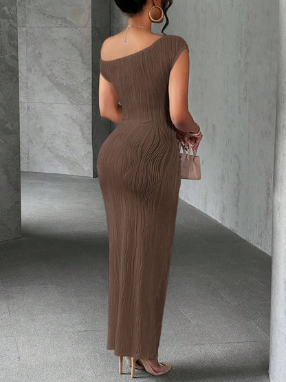 Elegant Textured Maxi Dress - Single Shoulder Bodycon Style for Modern Women - Allen - Fitness