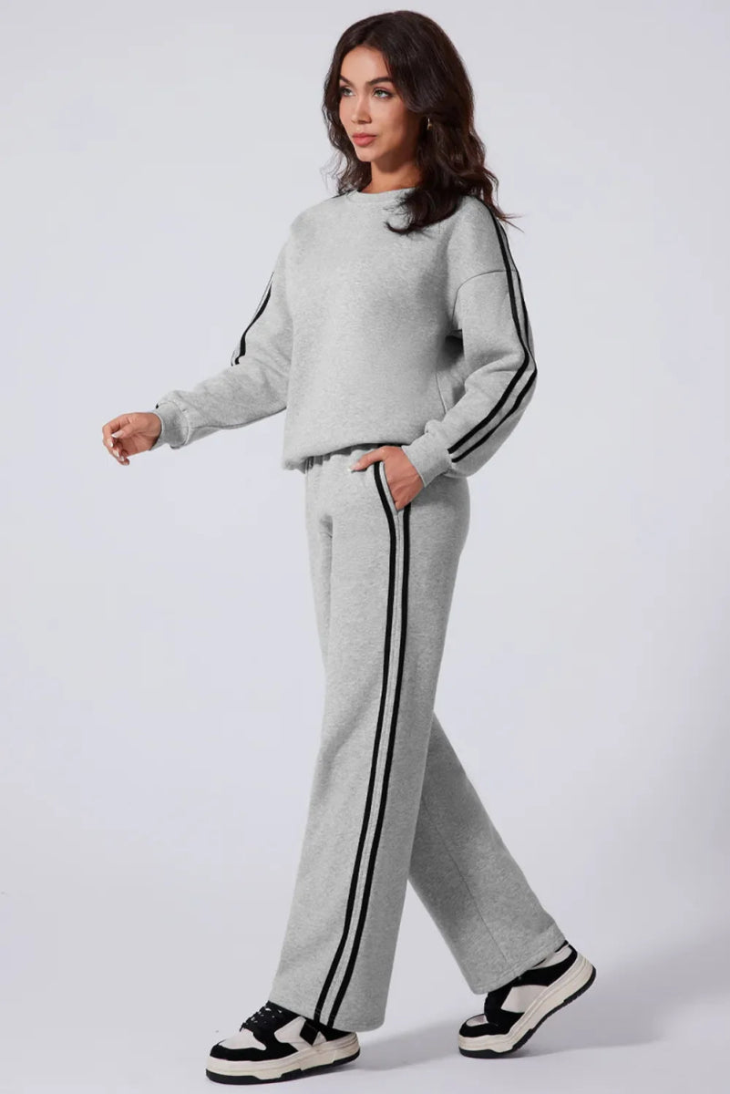 Stylish Activewear Set for Women: Side Striped Round Neck Top & Pants, Comfortable & Durable - Allen - Fitness