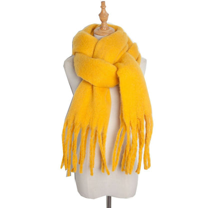 Thick Women's Scarf in Mohair Twist Braid, Stylish Plush Winter Accessory for Warmth and Elegance.