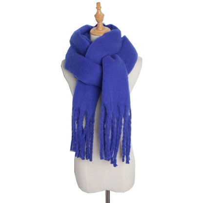 Thick Women's Scarf in Mohair Twist Braid, Stylish Plush Winter Accessory for Warmth and Elegance.