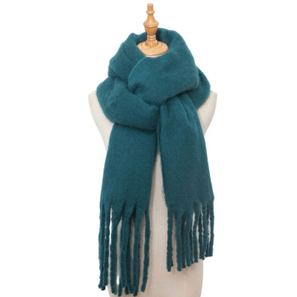 Thick Women's Scarf in Mohair Twist Braid, Stylish Plush Winter Accessory for Warmth and Elegance.