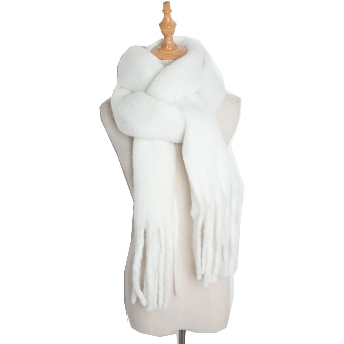 Thick Women's Scarf in Mohair Twist Braid, Stylish Plush Winter Accessory for Warmth and Elegance.
