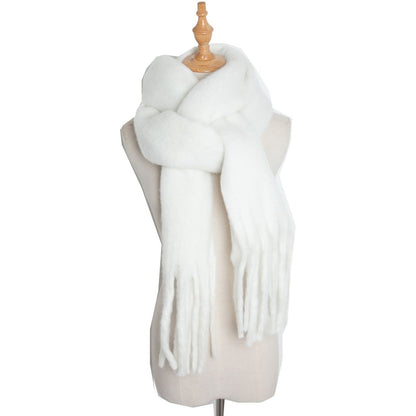 Thick Women's Scarf in Mohair Twist Braid, Stylish Plush Winter Accessory for Warmth and Elegance.
