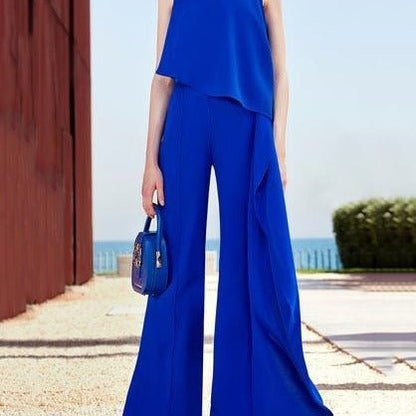 Trendy Women's Zipper Jumpsuit in Solid Colors - Comfy Polyester Romper for Stylish Outings.