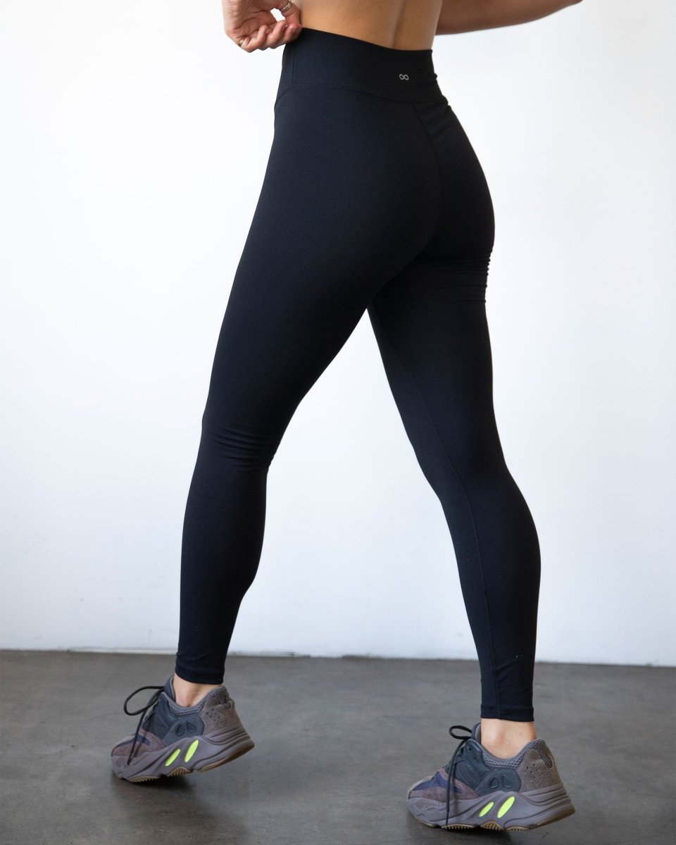 Vendetta 7/8 Breathable Workout Leggings with High - Waisted V Waistband - 26" Inseam - Allen - Fitness