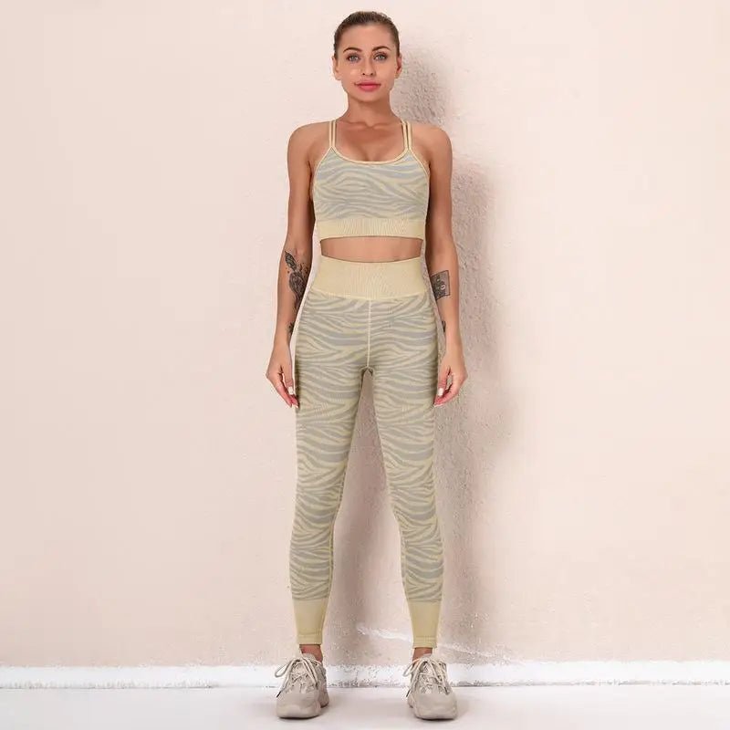 Woman tiger Stripe Print Seamless Bra Gym/Yoga Leggings Fitness Workout Set - Allen - Fitness