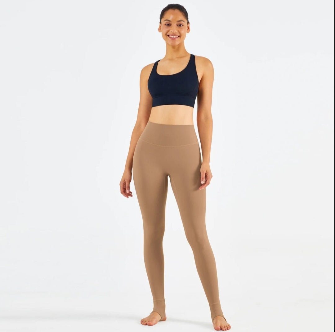 Womens Sports Leggings Set - High-Waisted, Moisture-Wicking, Comfortable Fit for Active Lifestyle.